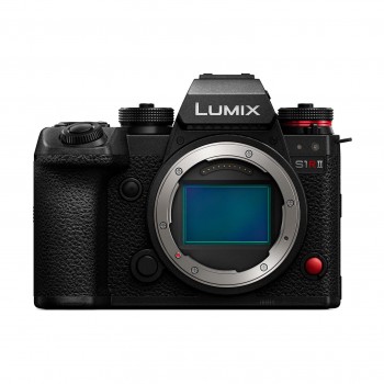 LUMIX S1 R II