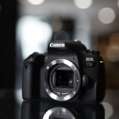 OCCASION CANON EOS 77D