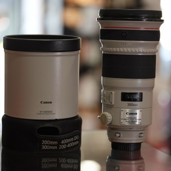CANON EF 300/2.8 L IS II USM