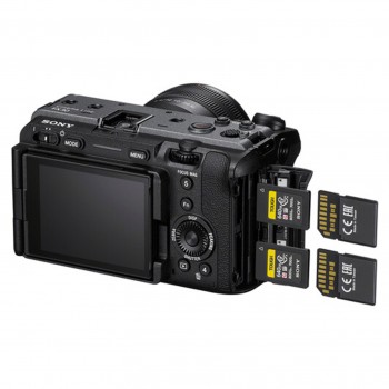 SONY ALPHA FX30 emplacement cartes