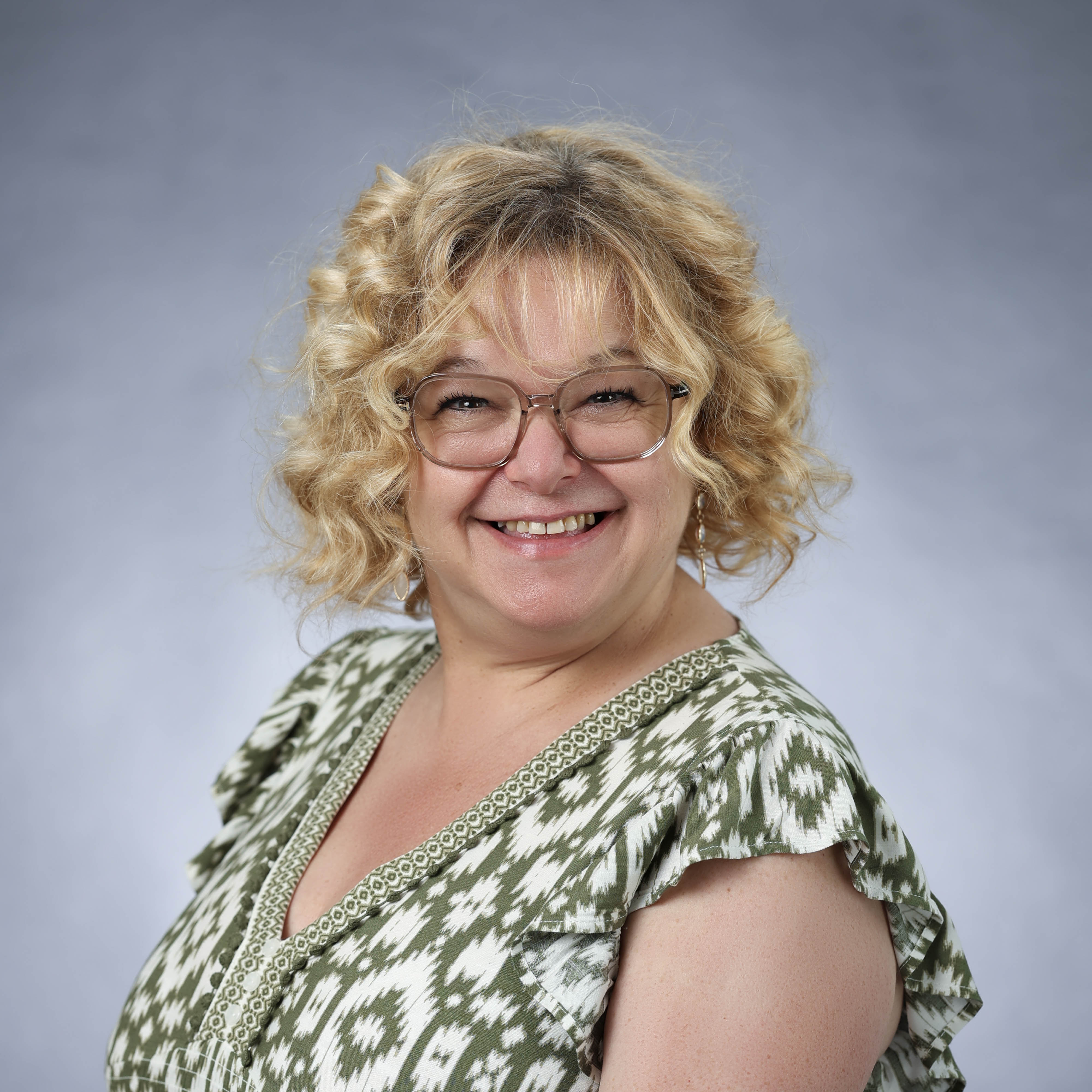 Françoise du magasin Germain Photographie à Tours