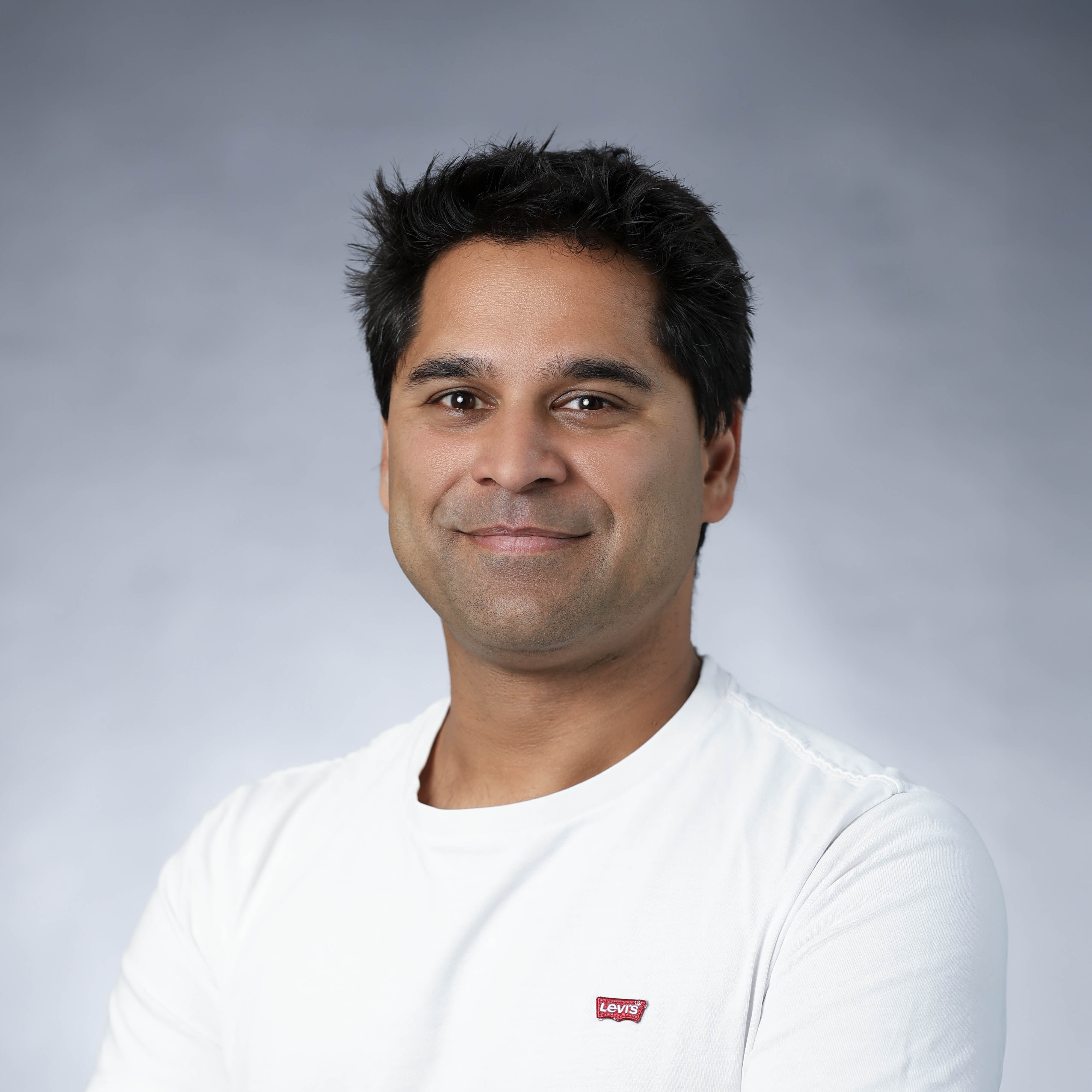 Olivier du magasin Germain Photographie à Tours